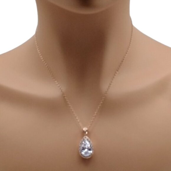 Dainty Rose Gold-toned Teardrop Pendant Necklace NWOT - Picture 2 of 16